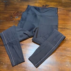 LULULEMON BLACK FULL LENGTH YOGA PANTS🍋